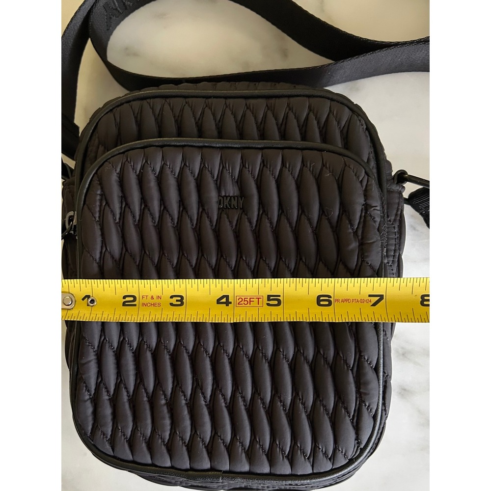 DKNY Black Quilted Nylon Crossbody Bag Logo Strap Smocked Camera Mens Womens - Picture 5 of 14